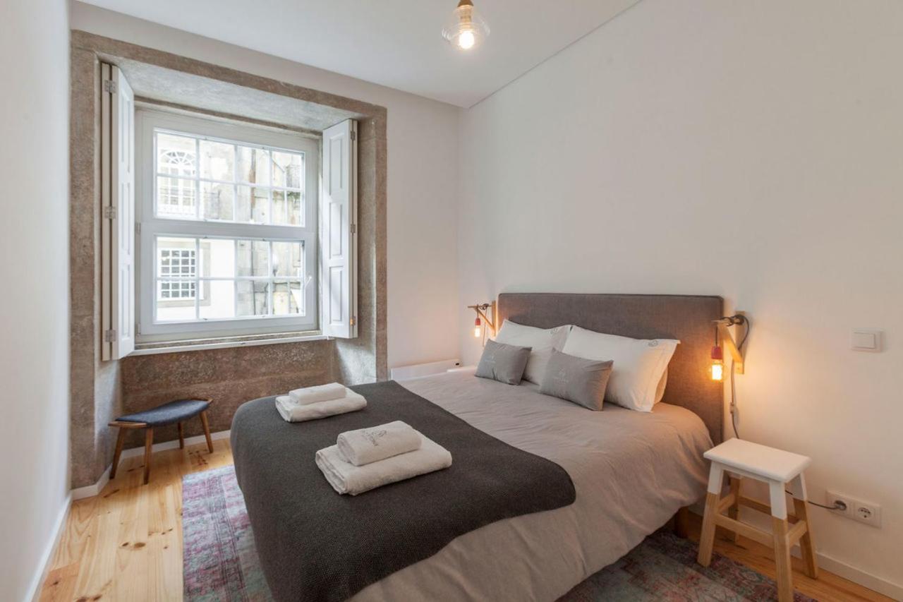Appartamento Old Stone Flats By Host Wise OOporto Esterno foto